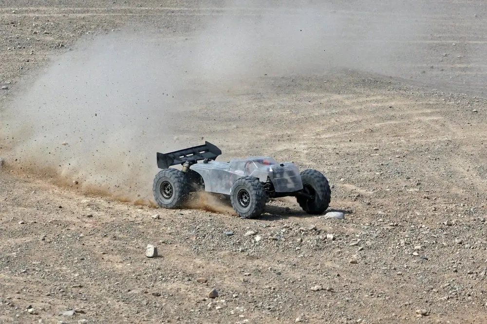 DT-48 Gravel Track 2.webp