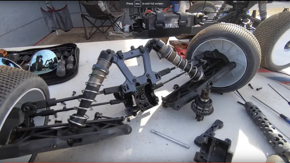 How to remove diffs without dissasembling entire front:rear end.png