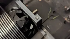 broken_screw.webp